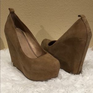 Aldo 5” wedged heels